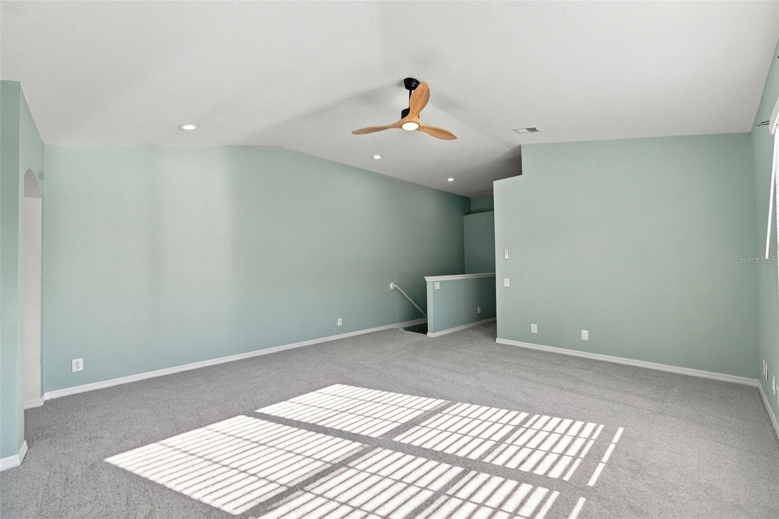 Loft - 2555 NEWBERN DR, CLEARWATER