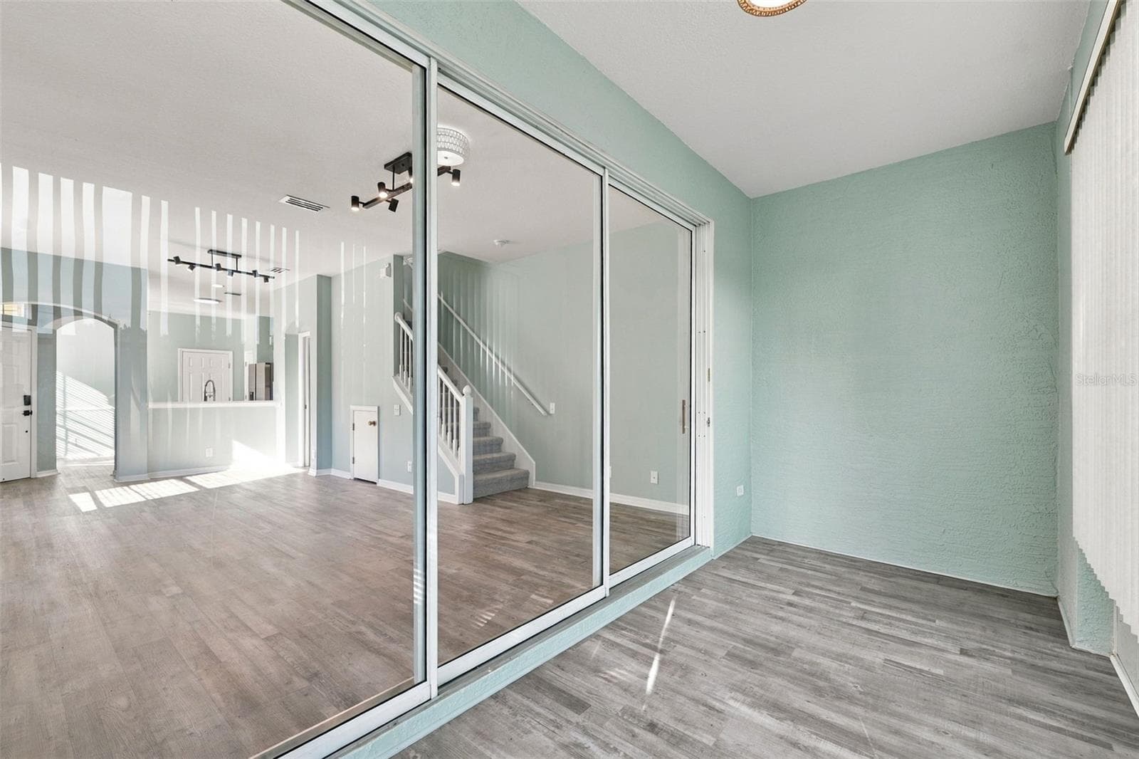 Enclosed Patio - 2555 NEWBERN DR, CLEARWATER