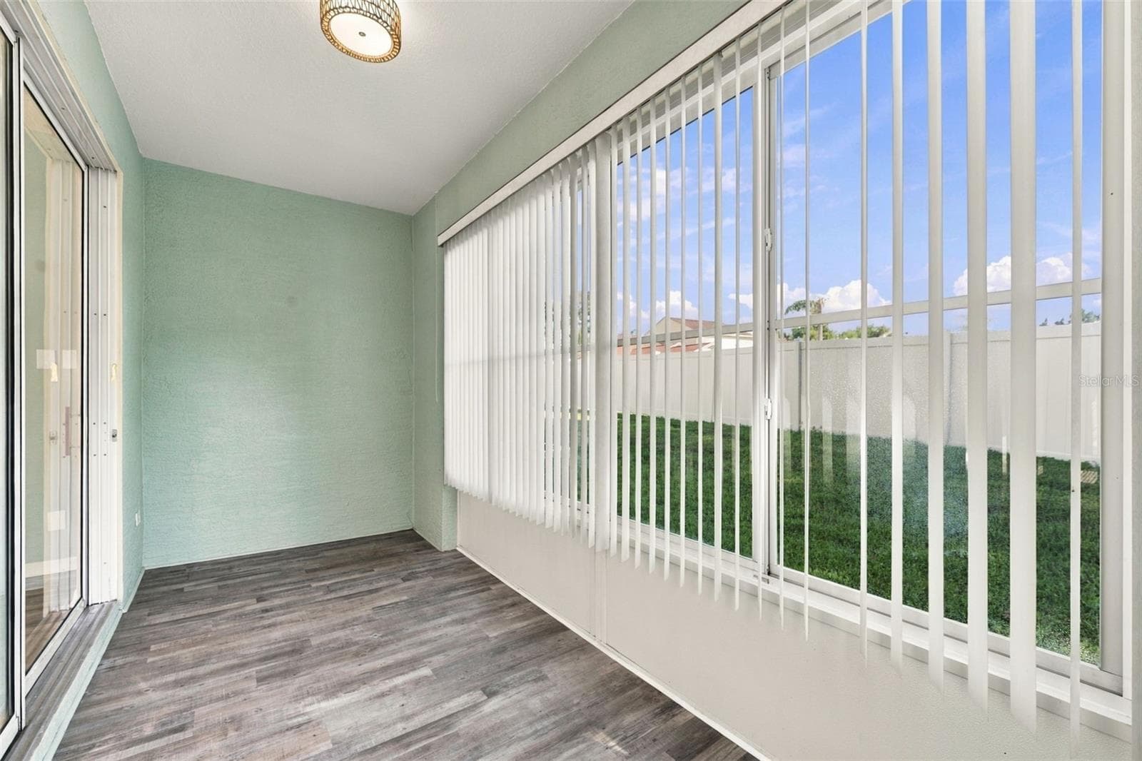 Enclosed Patio - 2555 NEWBERN DR, CLEARWATER
