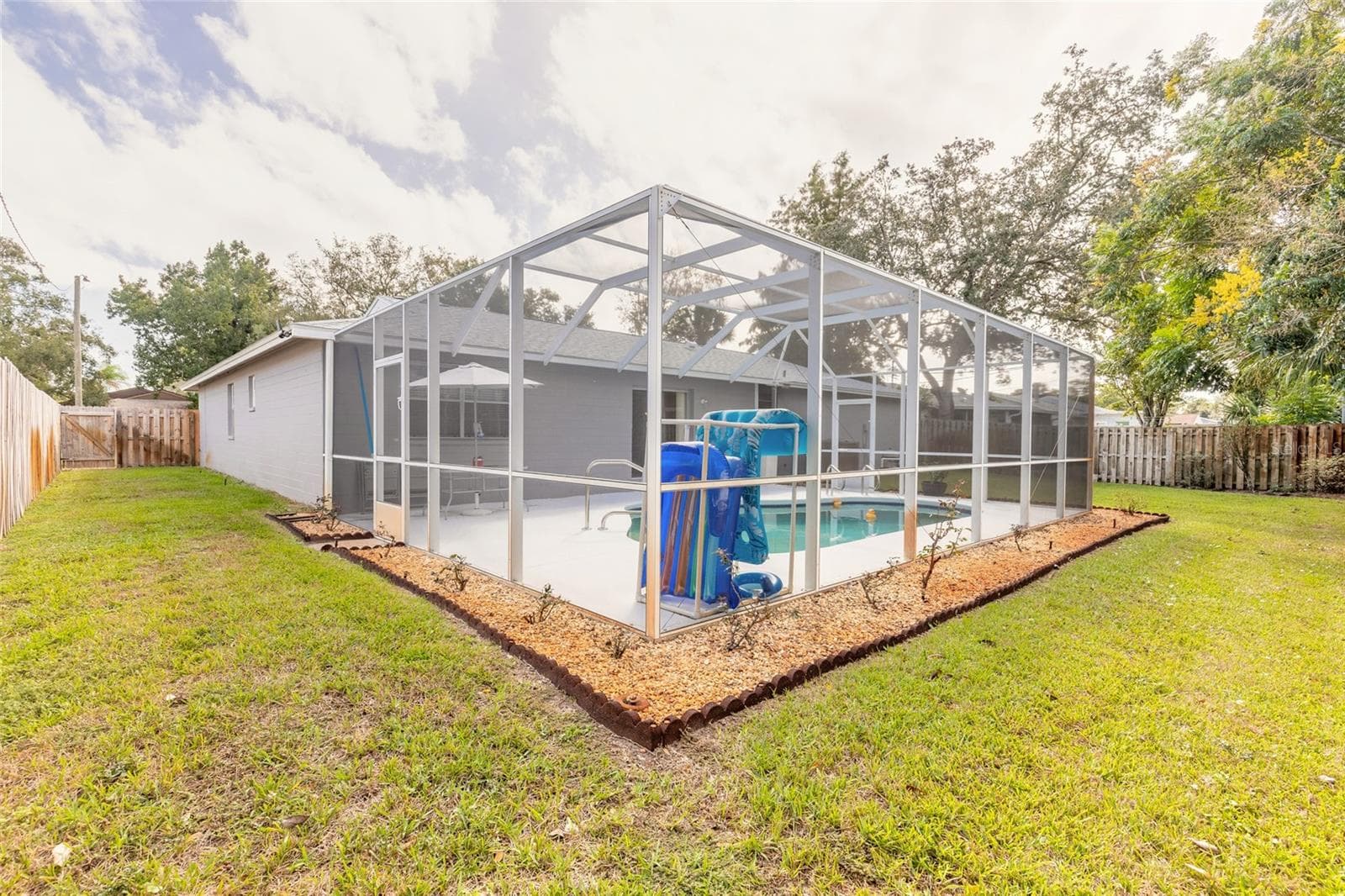 Single Family Residence at 47 MAYFIELD CIR, ORMOND BEACH, photo 31 of 42