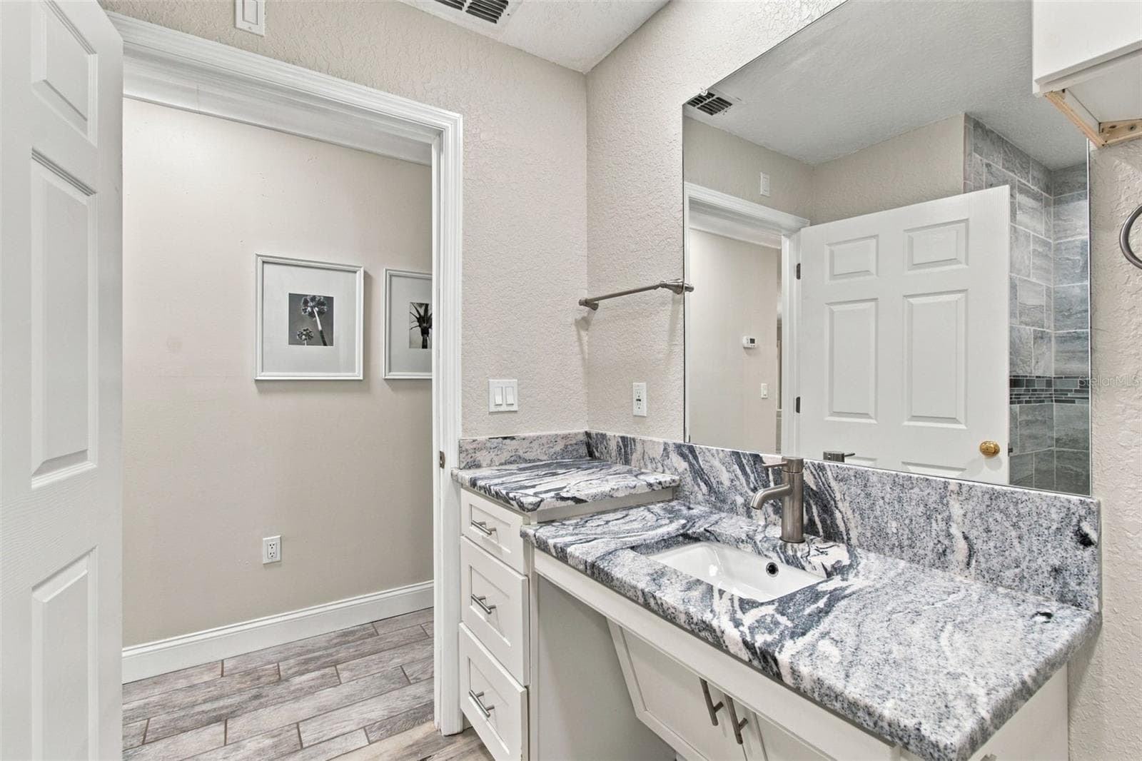 Single Family Residence at 12224 DRY CREEK RANCH RD, BROOKSVILLE, photo 18 of 34