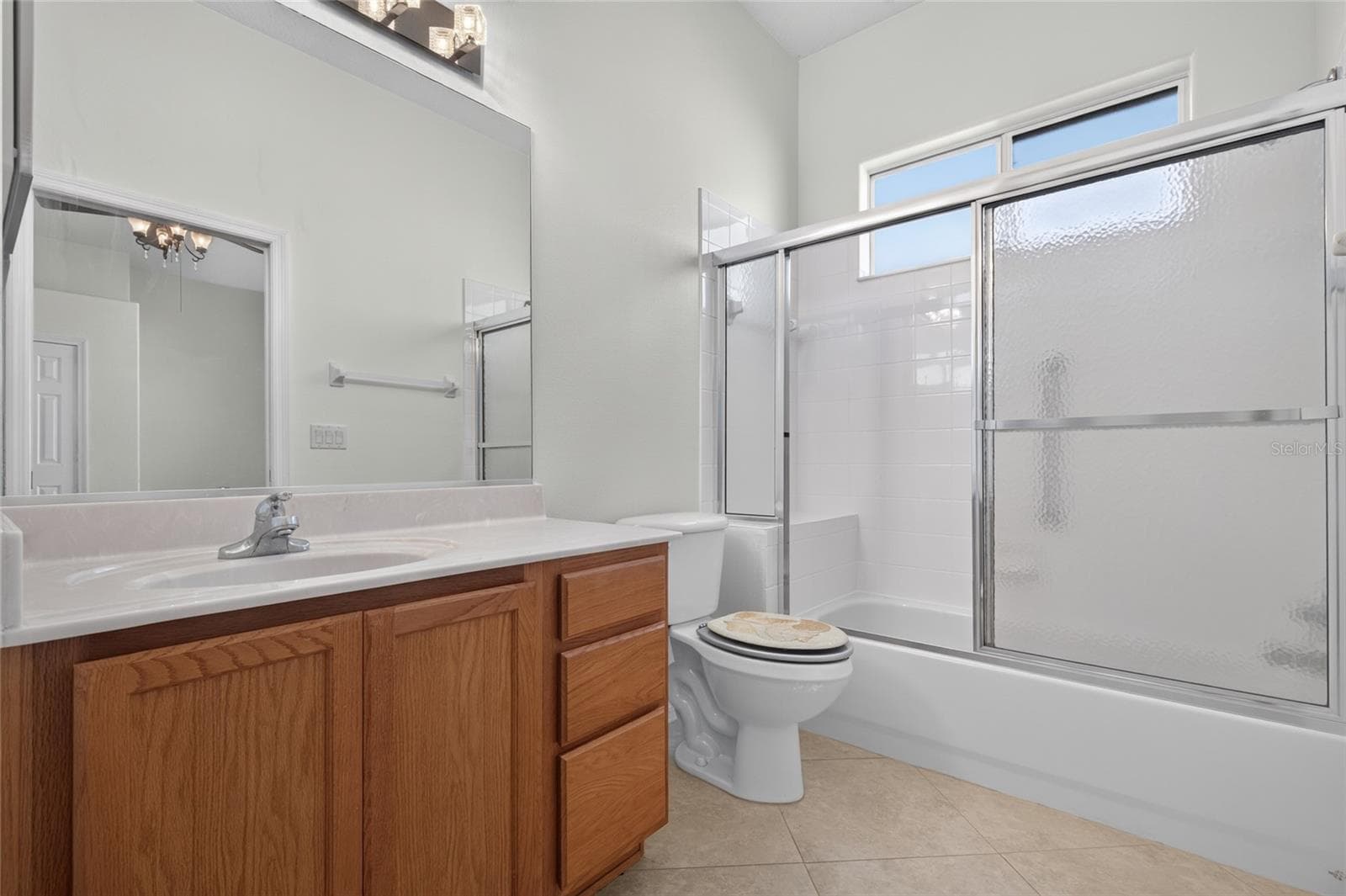 GUEST BATHROOM - 24151 BELLE MEDE DR, LEESBURG