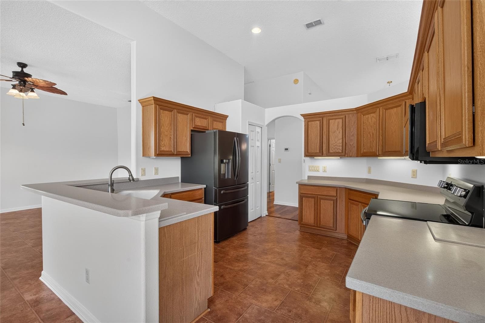 Single Family Residence at 24151 BELLE MEDE DR, LEESBURG, photo 21 of 42