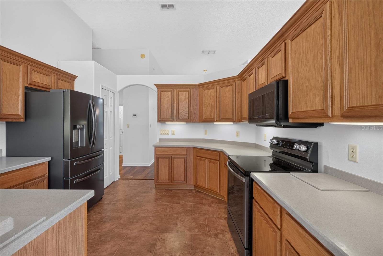 Single Family Residence at 24151 BELLE MEDE DR, LEESBURG, photo 22 of 42