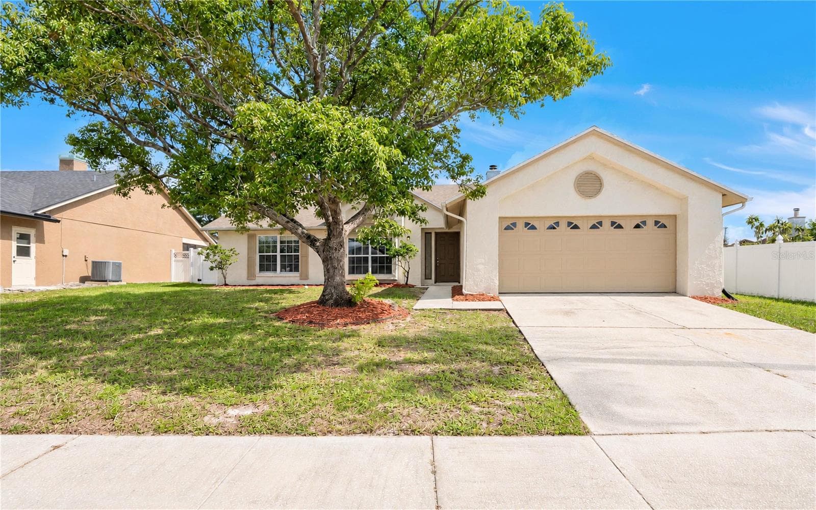 Single Family Residence at 1056 CONDOR PL, WINTER SPRINGS, photo 2 of 32
