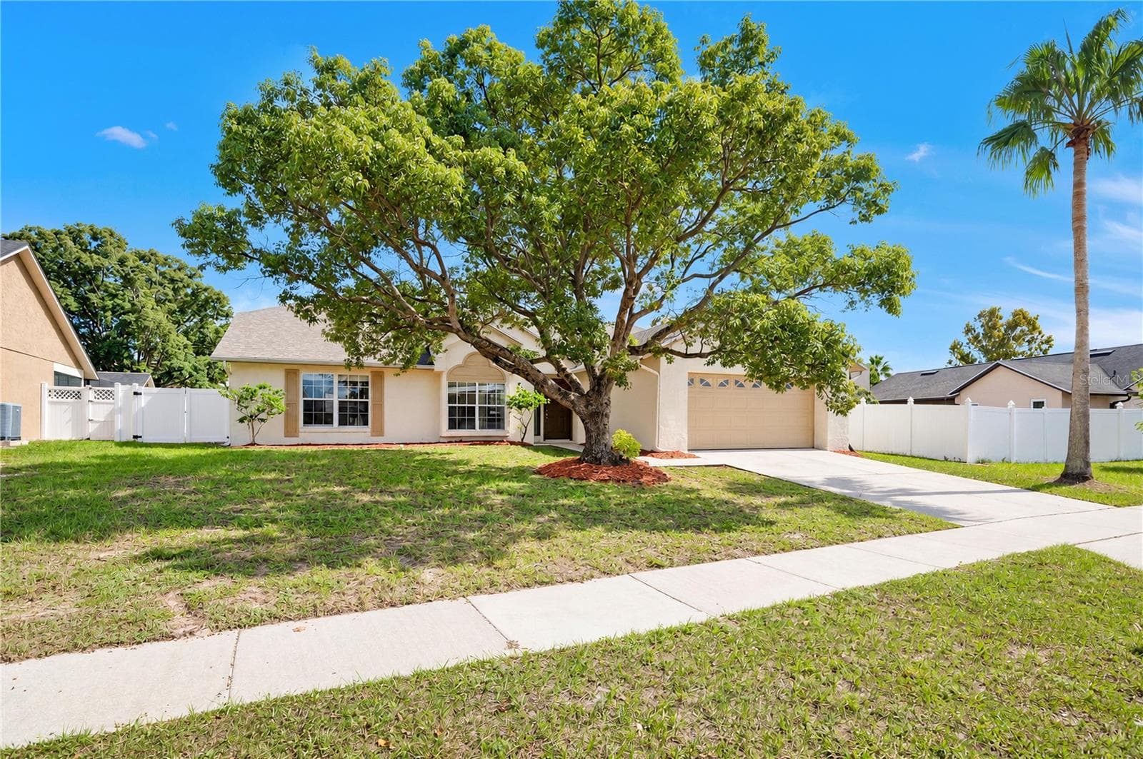 Single Family Residence at 1056 CONDOR PL, WINTER SPRINGS, photo 5 of 32