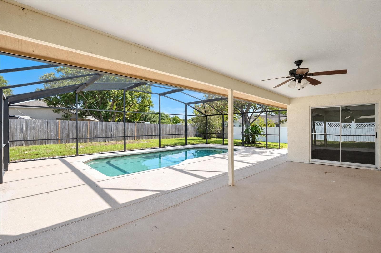 Single Family Residence at 1056 CONDOR PL, WINTER SPRINGS, photo 21 of 32