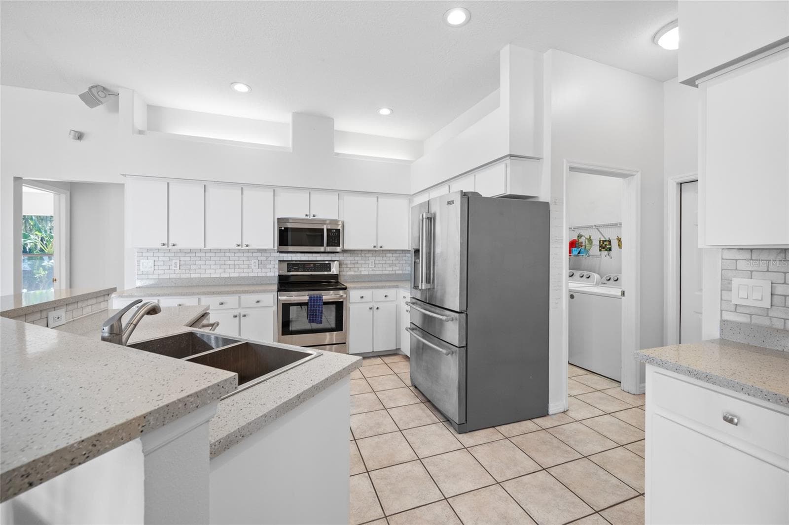 Single Family Residence at 1648 WOODRIDGE CT, LUTZ, photo 27 of 69