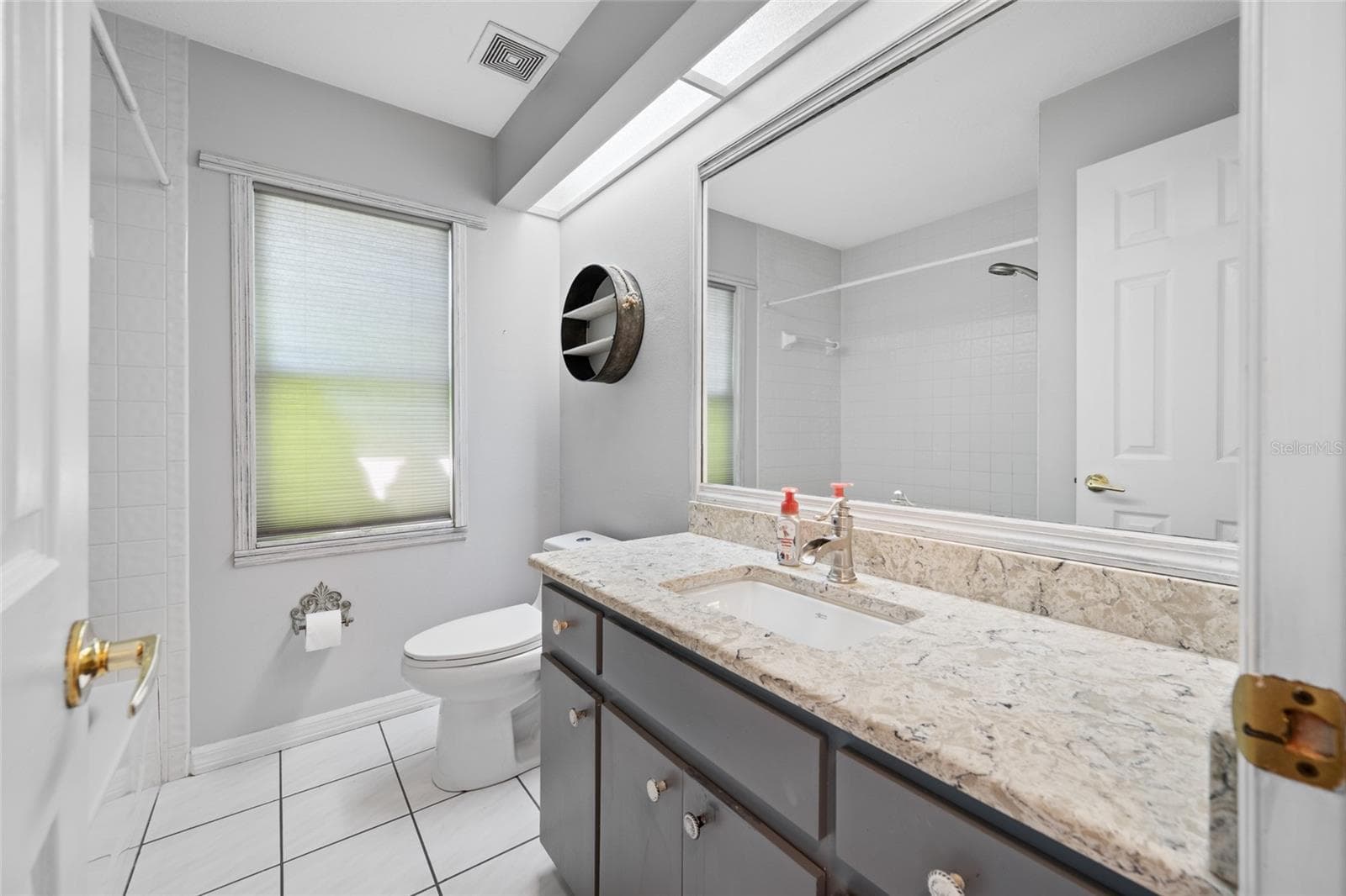 Bathroom 2 - 1648 WOODRIDGE CT, LUTZ