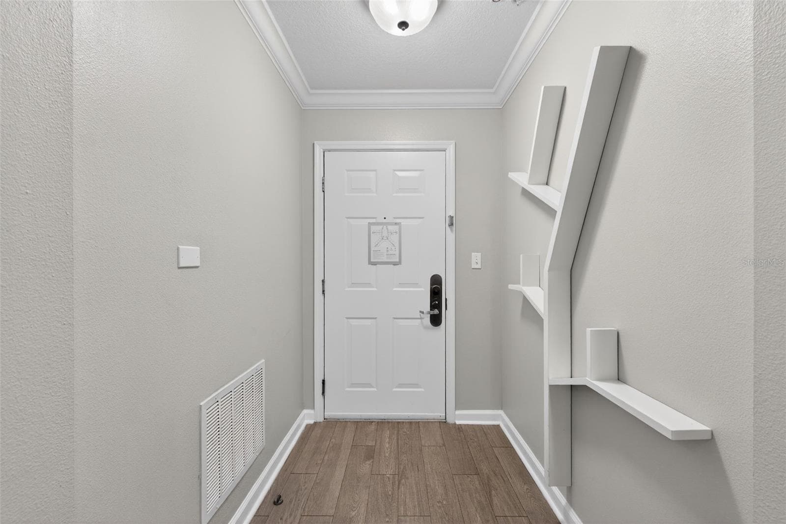 Condo - Hotel at 14501 GROVE RESORT AVE #1528, WINTER GARDEN, photo 4 of 51
