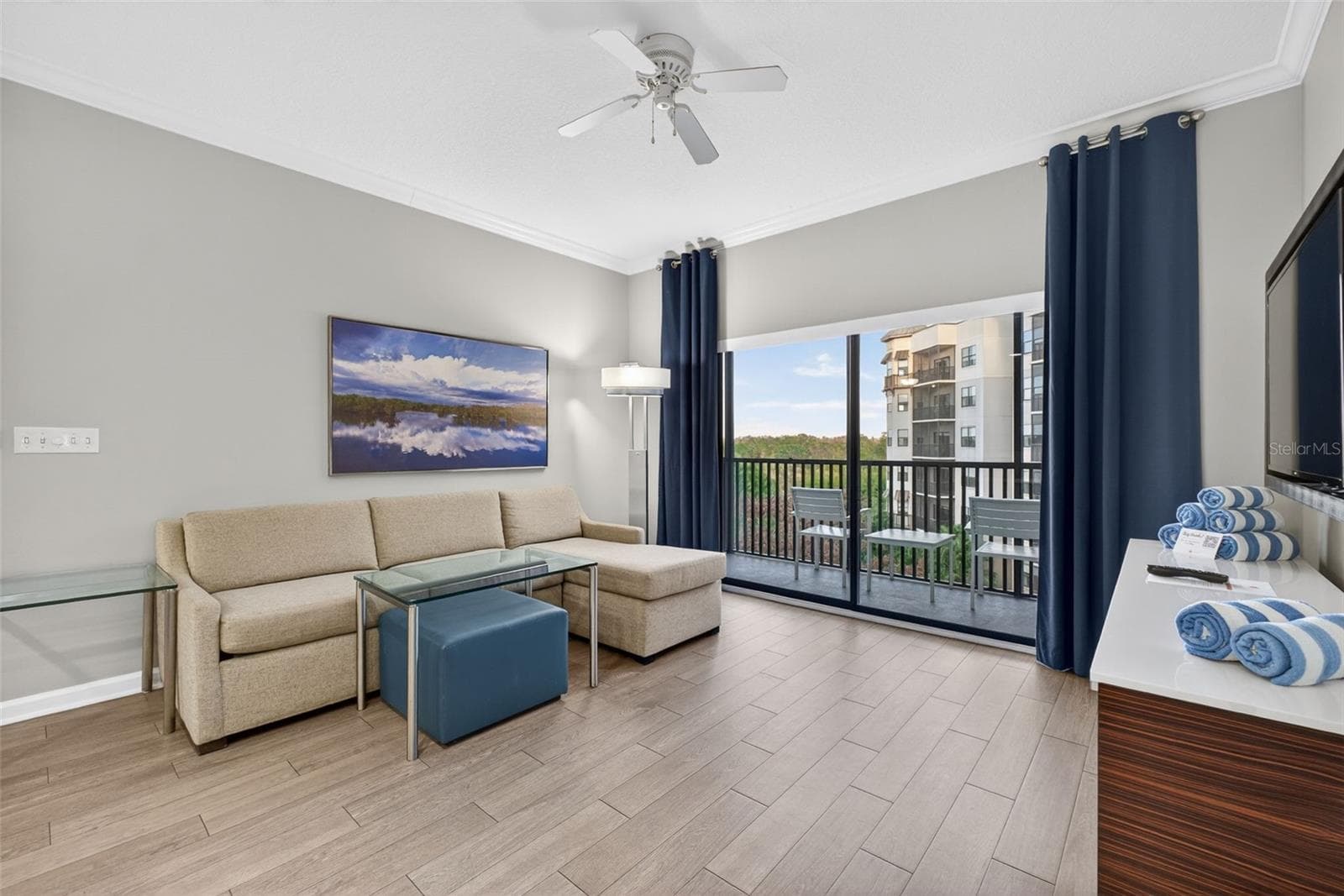 Condo - Hotel at 14501 GROVE RESORT AVE #1528, WINTER GARDEN, photo 11 of 51
