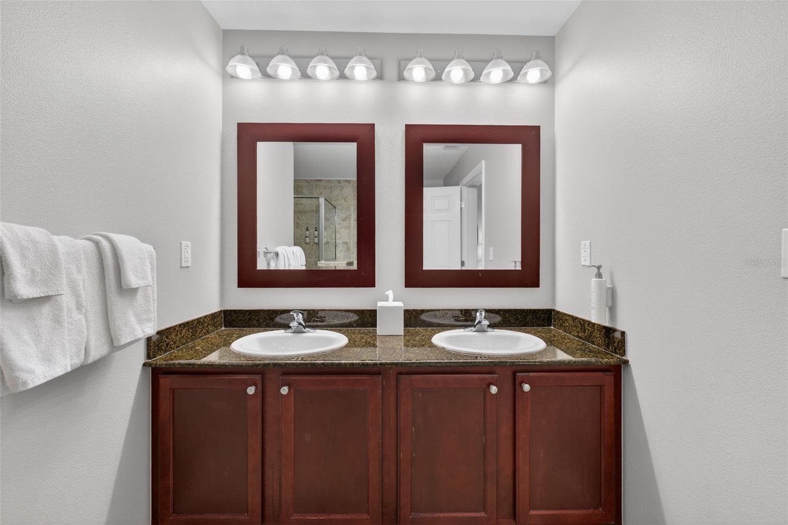 Condo - Hotel at 14501 GROVE RESORT AVE #1528, WINTER GARDEN, photo 21 of 51