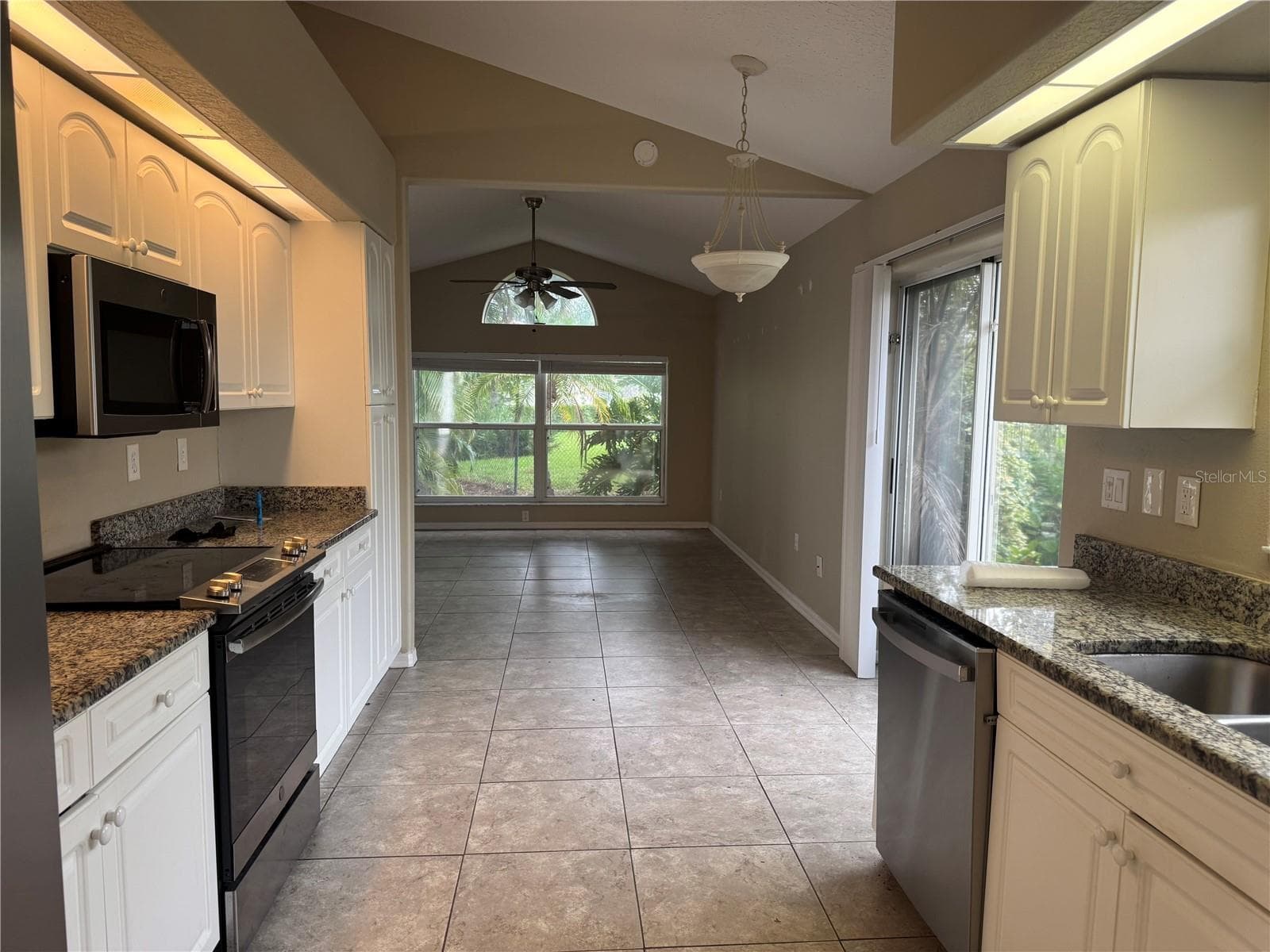 Single Family Residence at 1024 HARBOR TOWN DR, VENICE, photo 16 of 29
