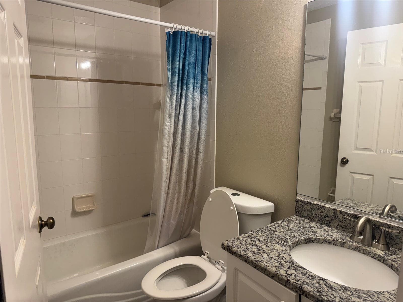 Single Family Residence at 1024 HARBOR TOWN DR, VENICE, photo 19 of 29