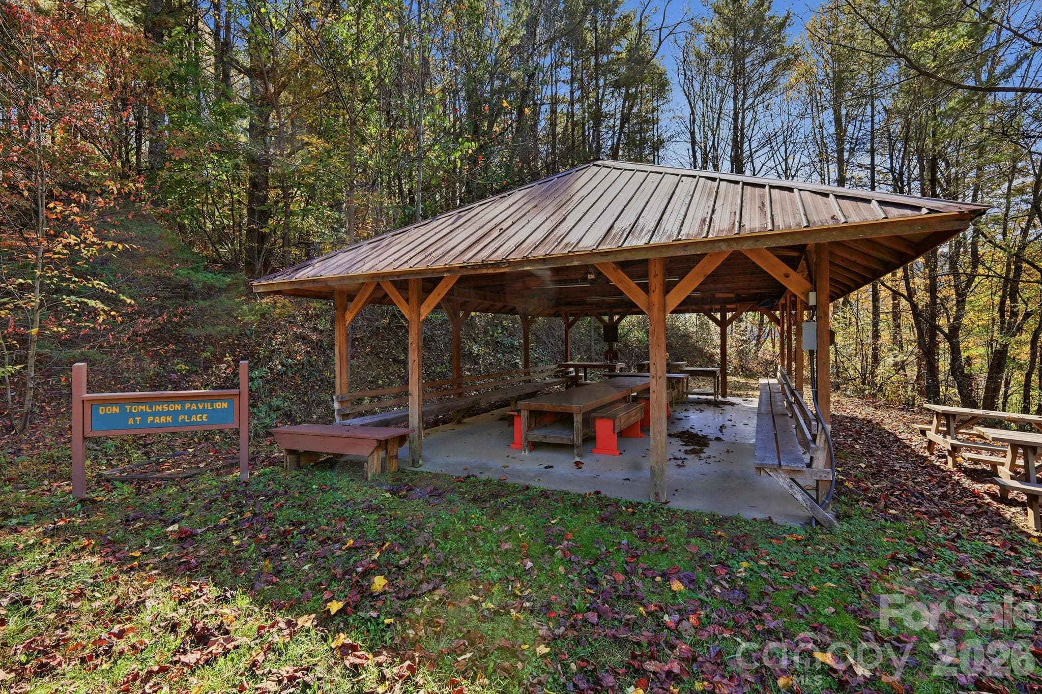 Community Pavillion - 610 Alpine Way, Todd