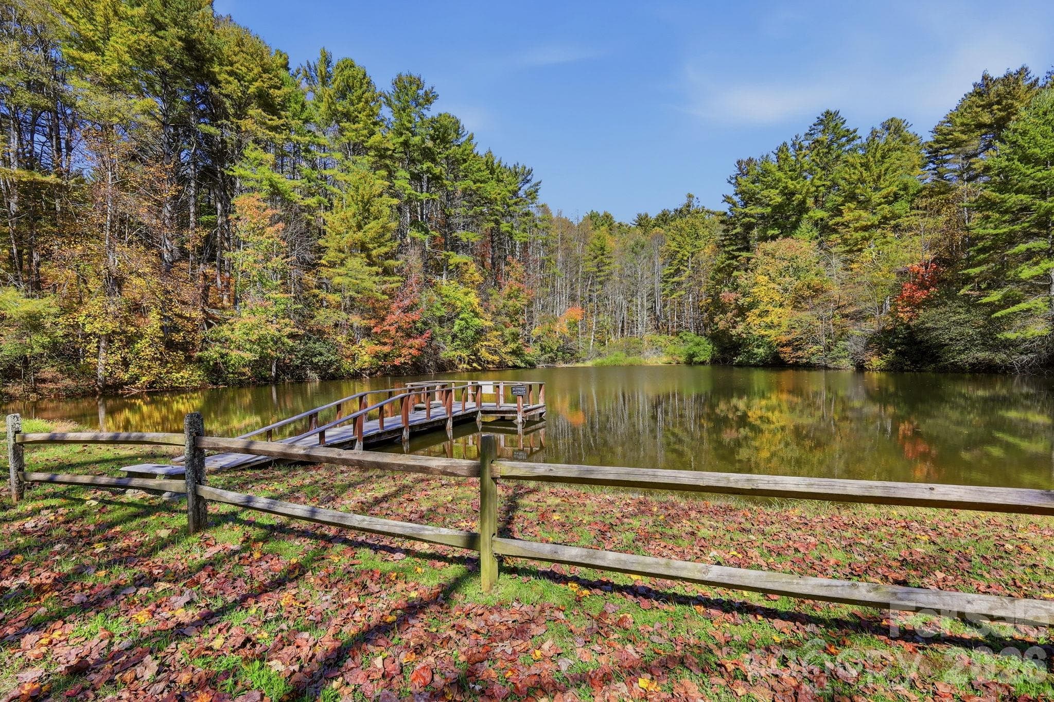 Community Pier - 610 Alpine Way, Todd