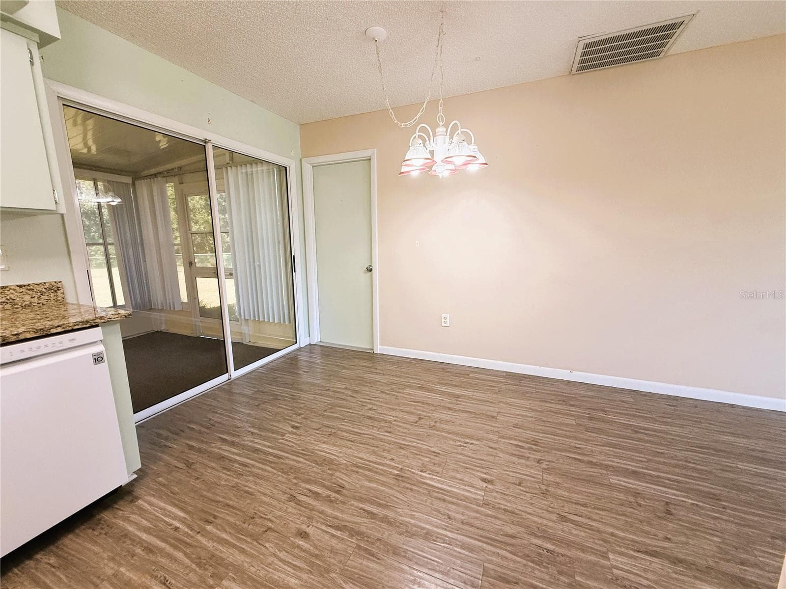 Single Family Residence at 11140 SW 75TH AVE, OCALA, photo 6 of 22