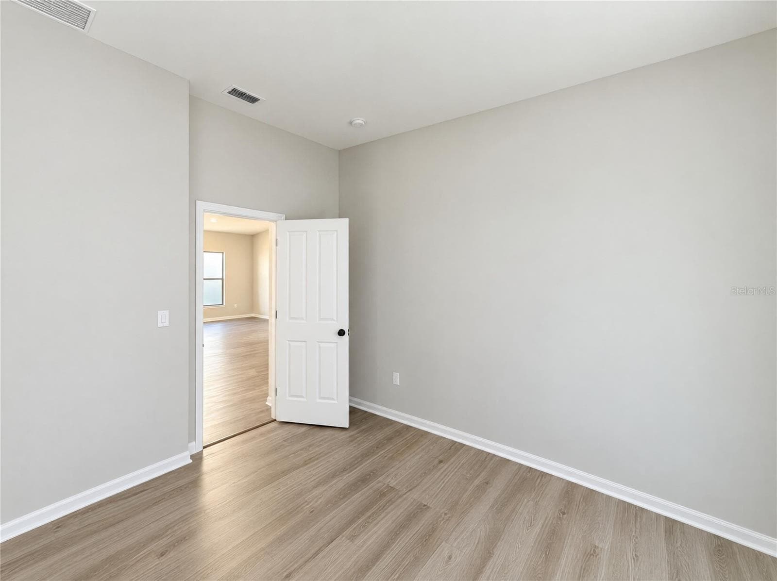 Single Family Residence at 14337 SALTBY PL, SPRING HILL, photo 17 of 29
