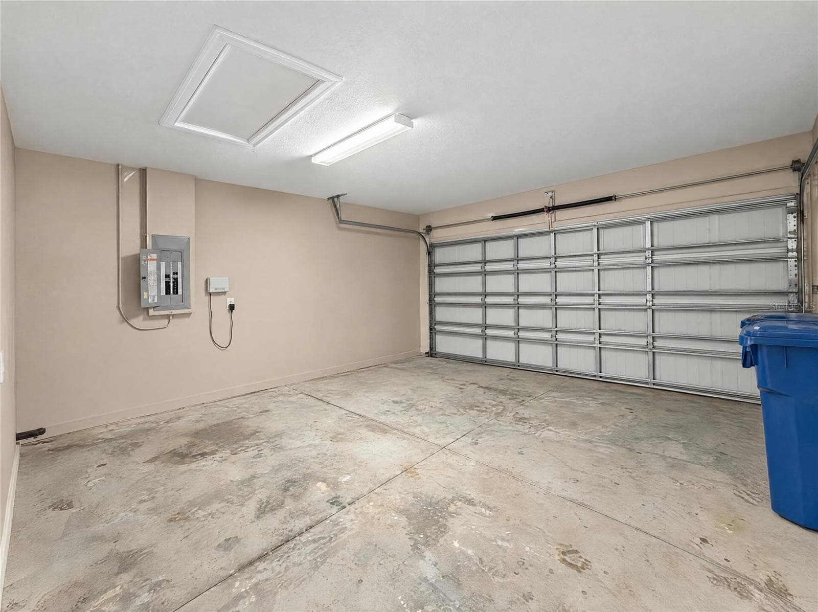 Single Family Residence at 14337 SALTBY PL, SPRING HILL, photo 23 of 29