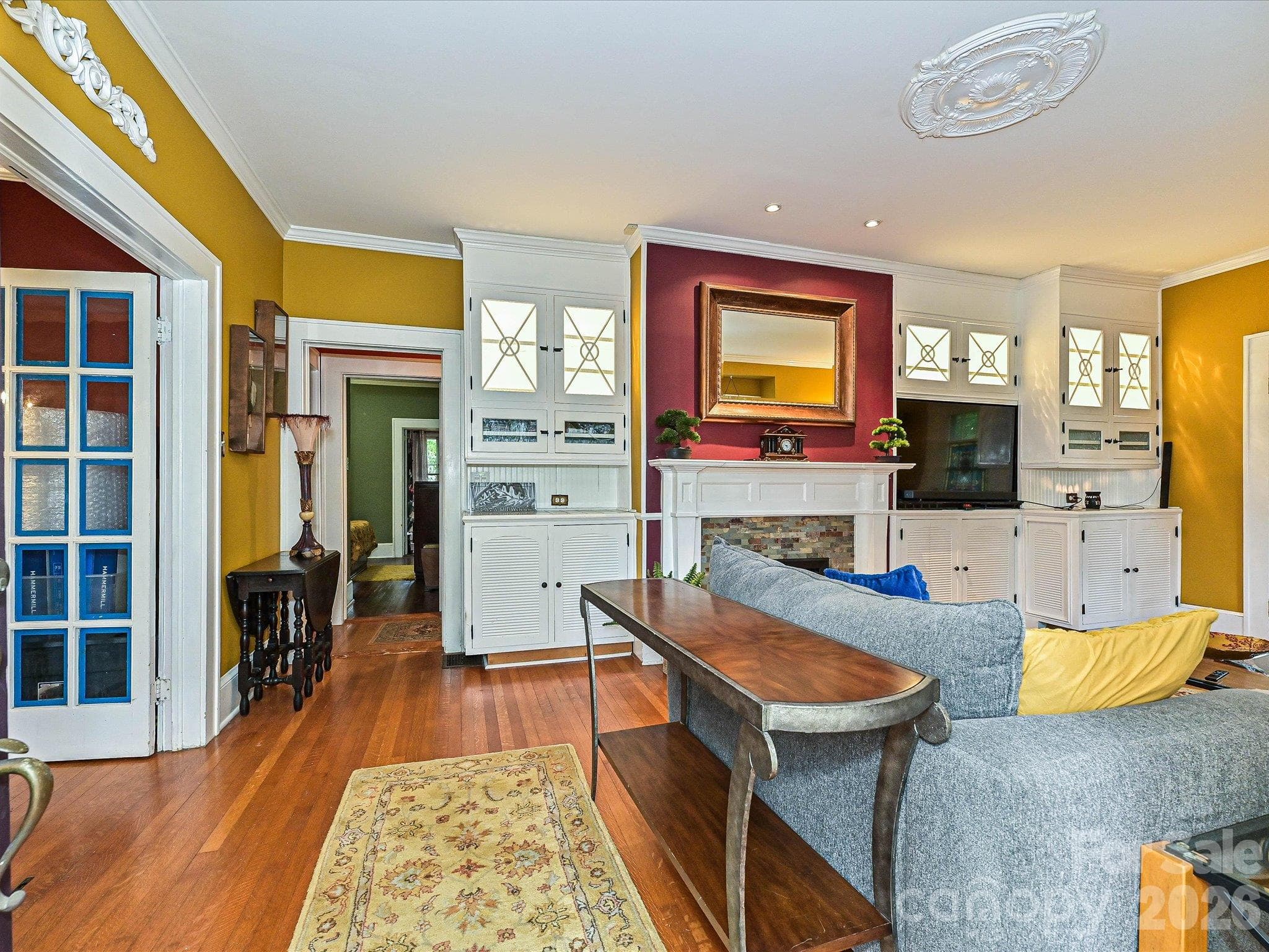 Single Family Residence at 1532 The Plaza, Charlotte, photo 4 of 37