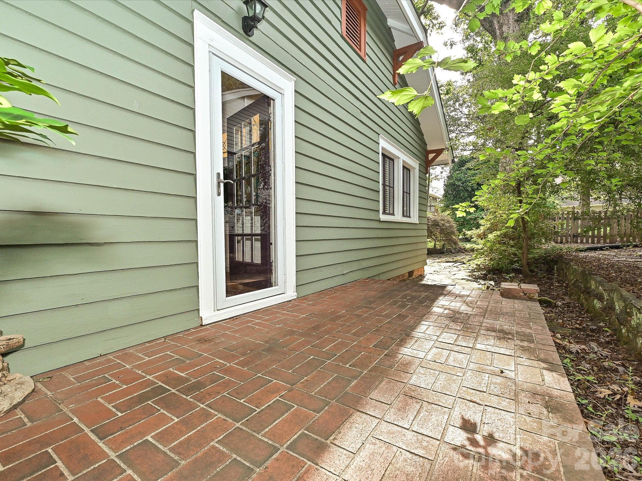 Single Family Residence at 1532 The Plaza, Charlotte, photo 23 of 37