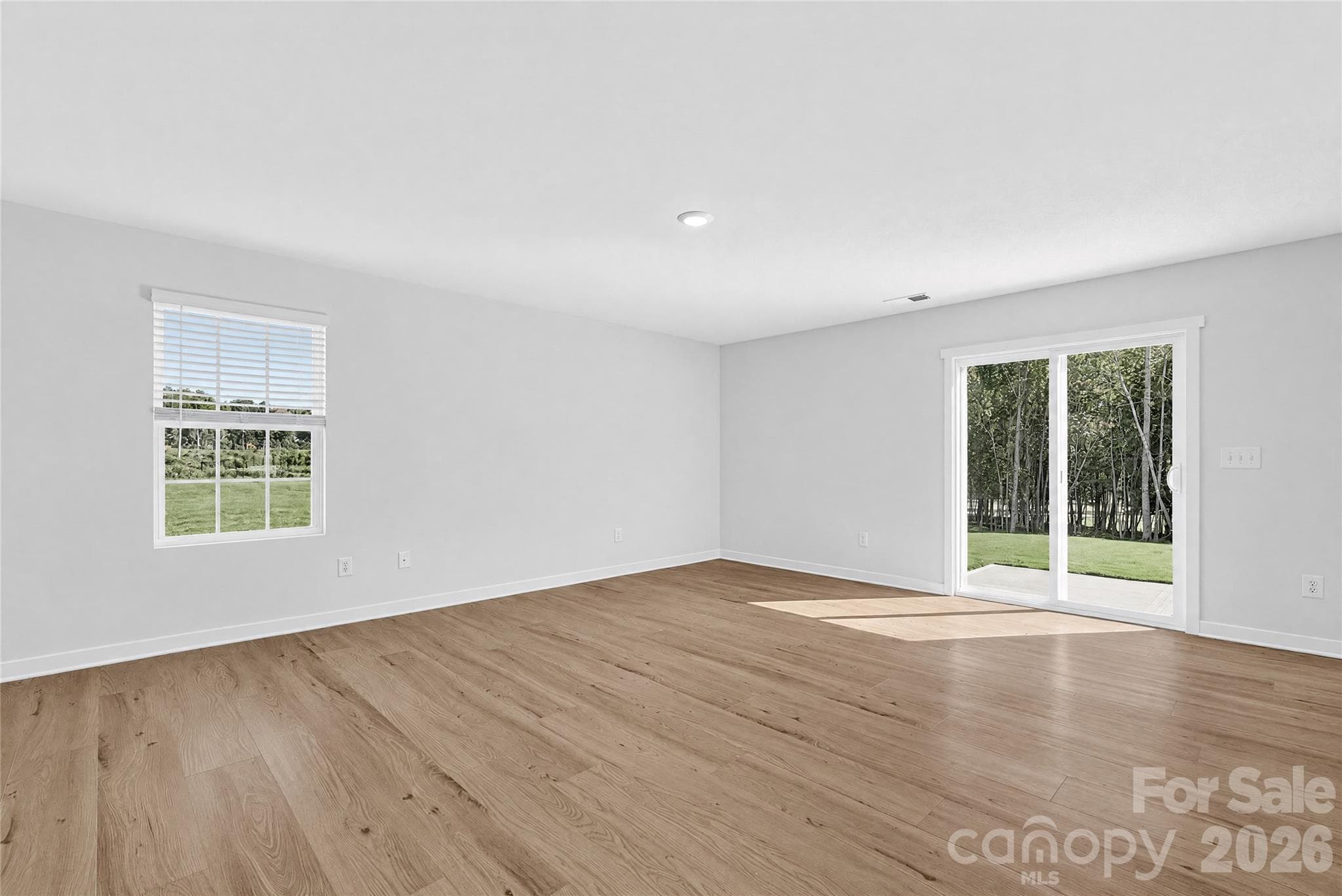 Single Family Residence at 625 Hot Springs Drive, Kannapolis, photo 5 of 11