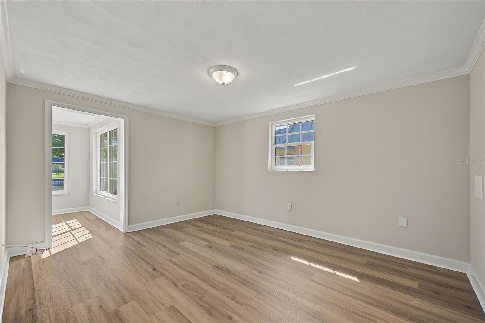 Primary Suite with access to the Florida Room - 4364 SUMMERSUN DR, NEW PORT RICHEY