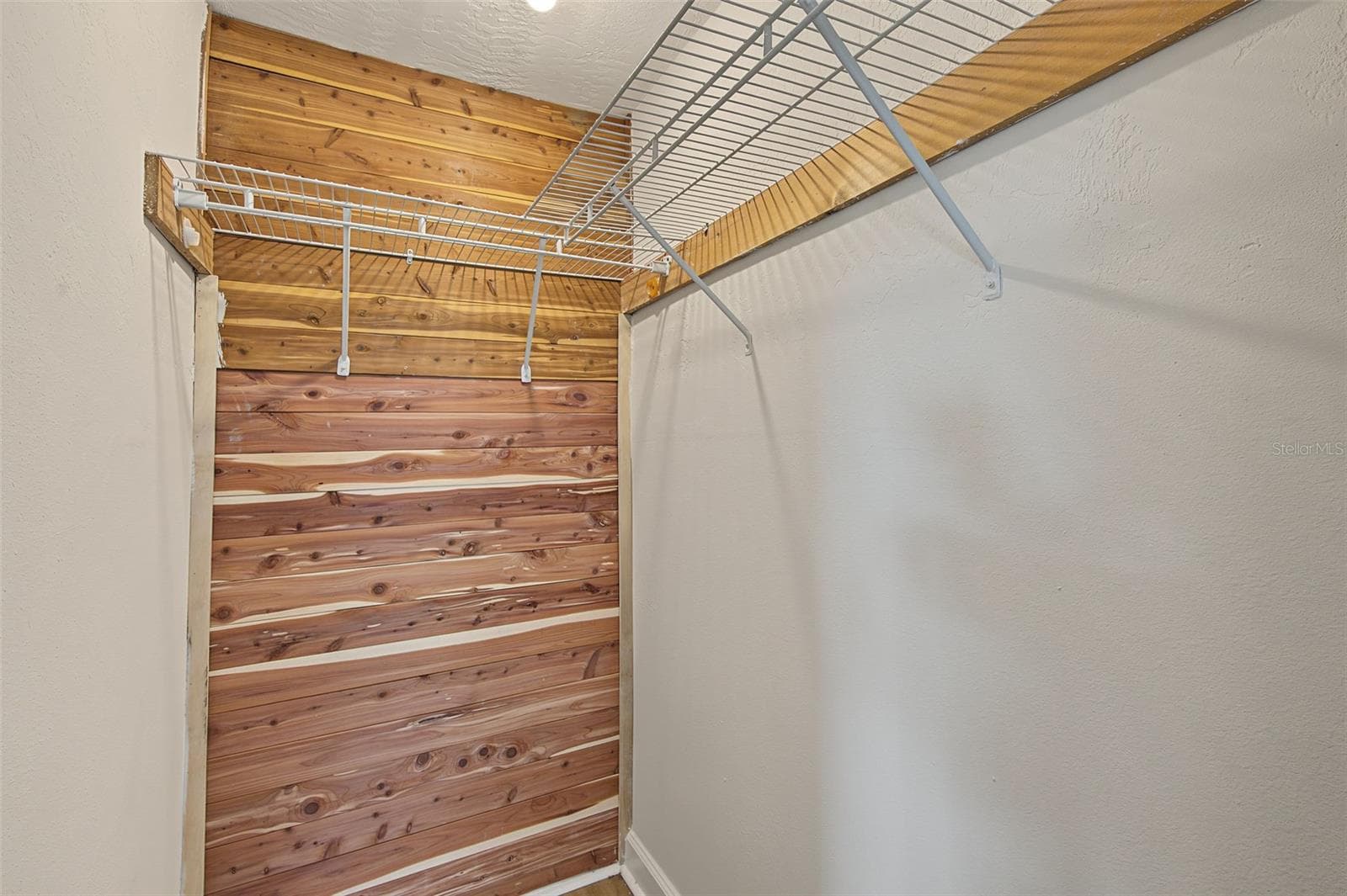 Primary Suite Walk in Closet - 4364 SUMMERSUN DR, NEW PORT RICHEY