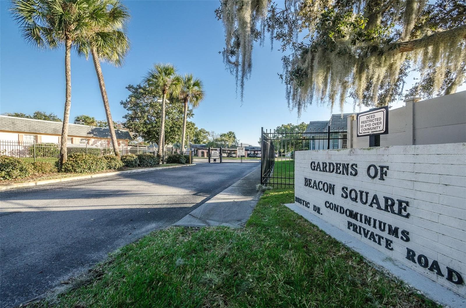Gated Community - 4364 SUMMERSUN DR, NEW PORT RICHEY