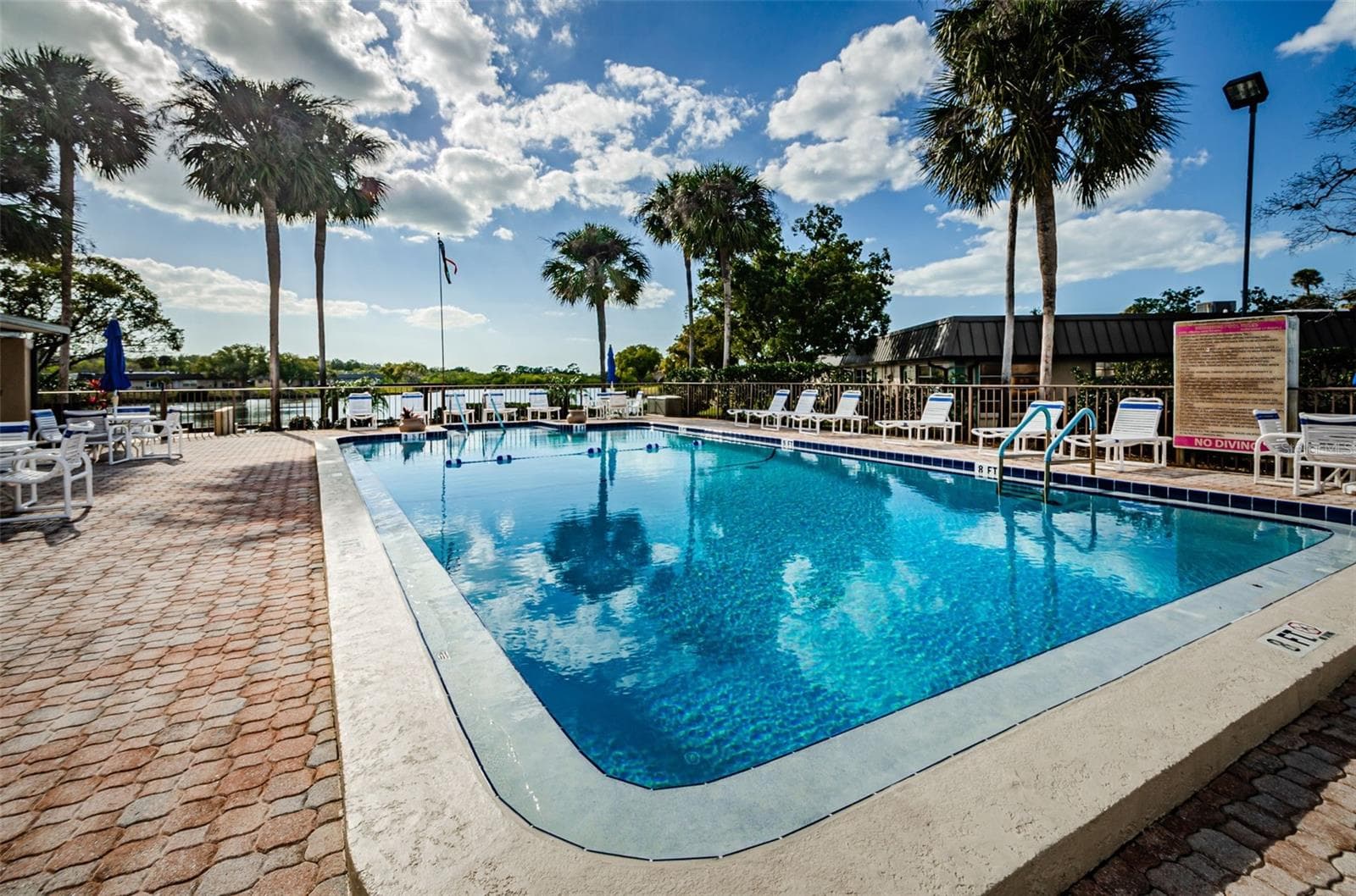 Community Pool - 4364 SUMMERSUN DR, NEW PORT RICHEY