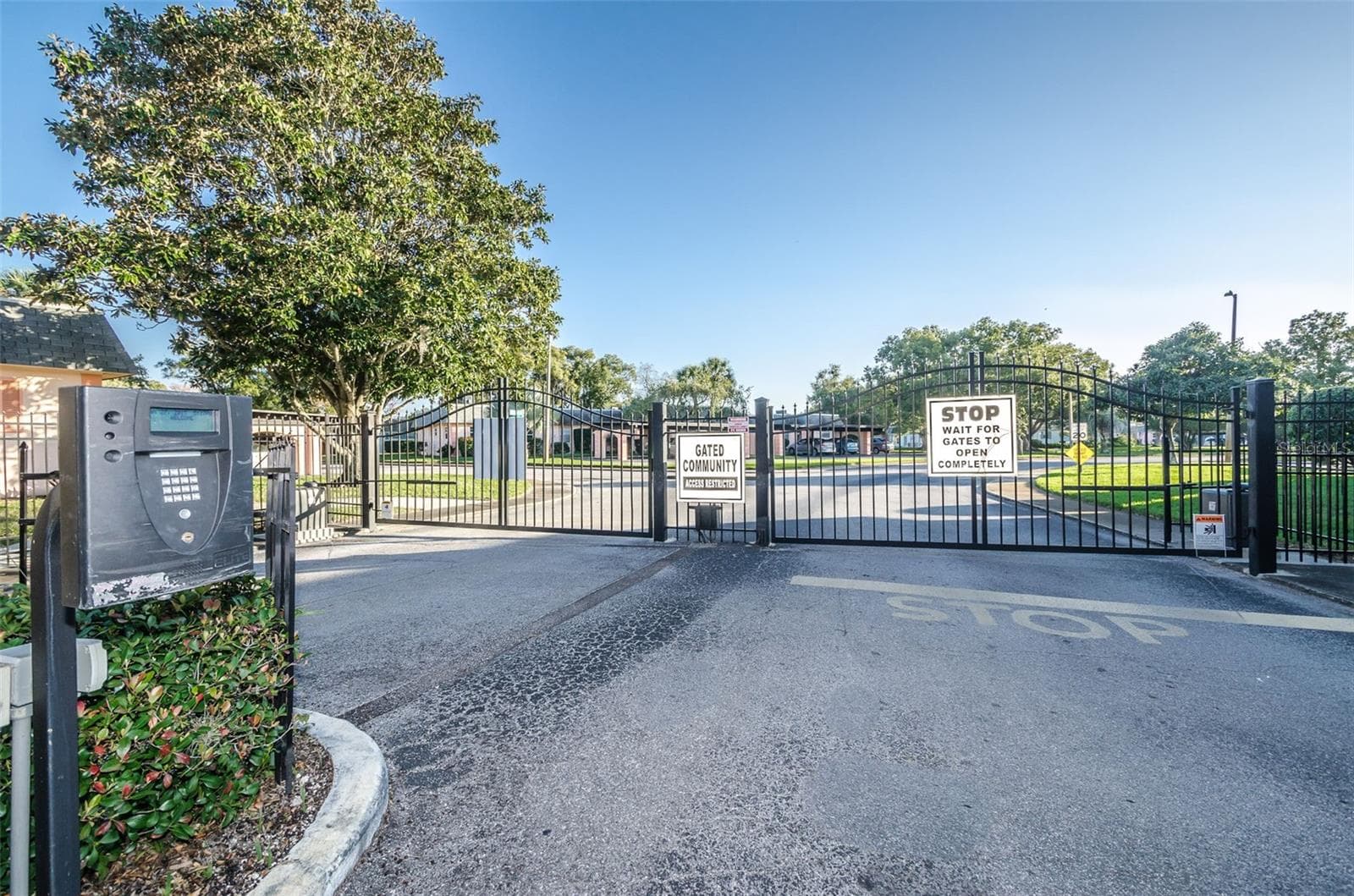 Gated Community - 4364 SUMMERSUN DR, NEW PORT RICHEY
