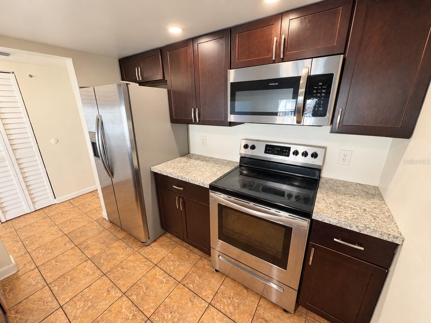 Kitchen - 5820 N CHURCH AVE #251, TAMPA