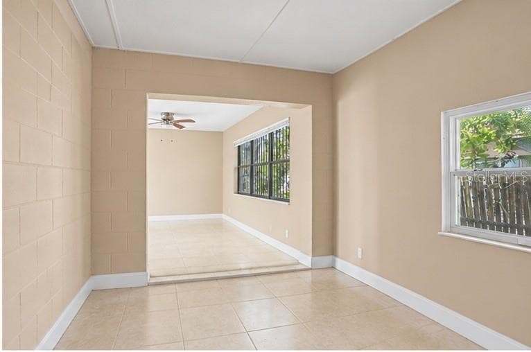 Single Family Residence at 425 WALNUT ST, DAYTONA BEACH, photo 6 of 22