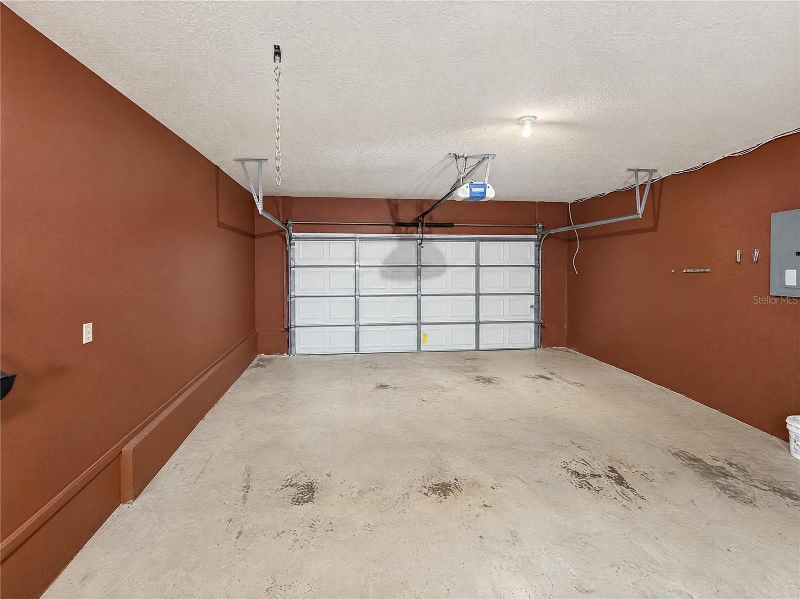 Single Family Residence at 1572 DEERFIELD AVE, DELTONA, photo 18 of 21