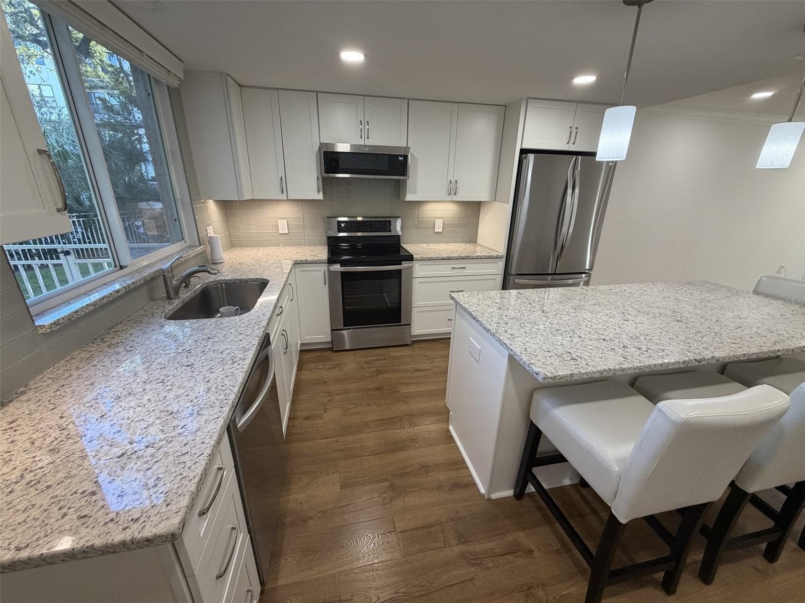 Single Family Residence at 648 COHEN WAY, SARASOTA, photo 10 of 35