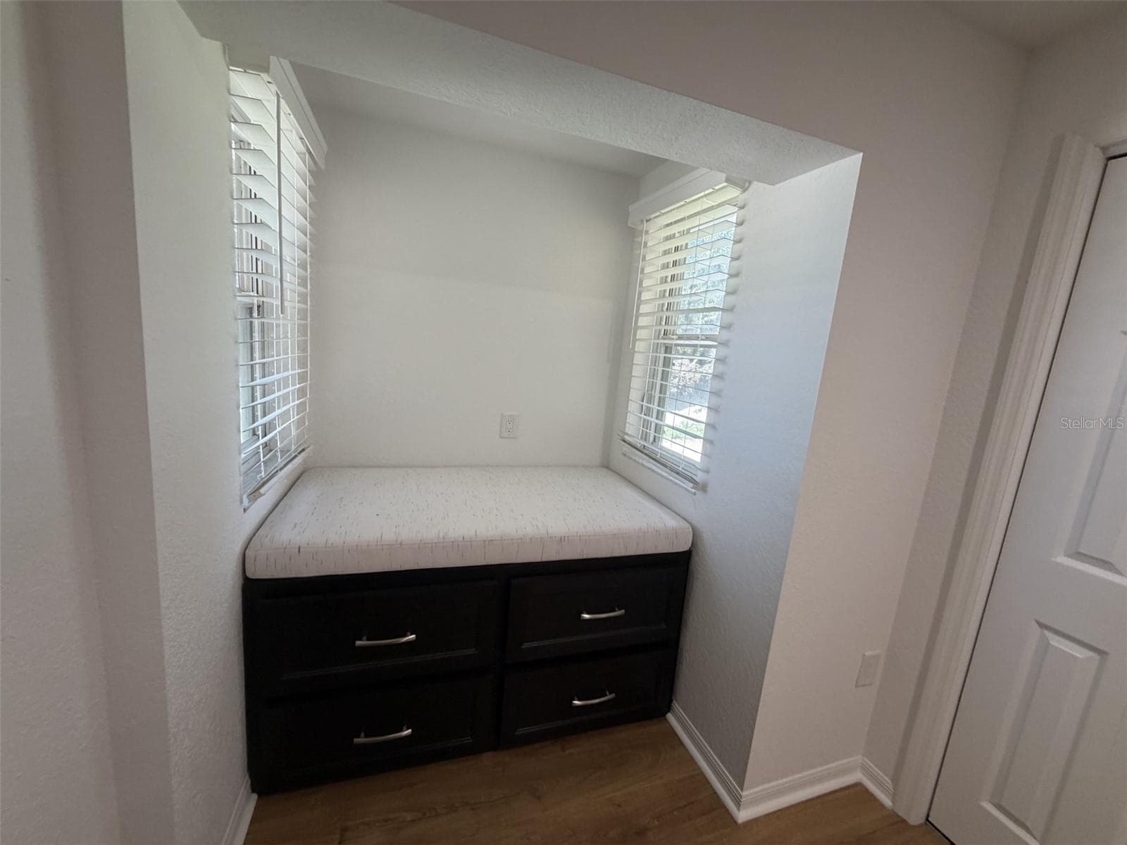 Single Family Residence at 648 COHEN WAY, SARASOTA, photo 33 of 35