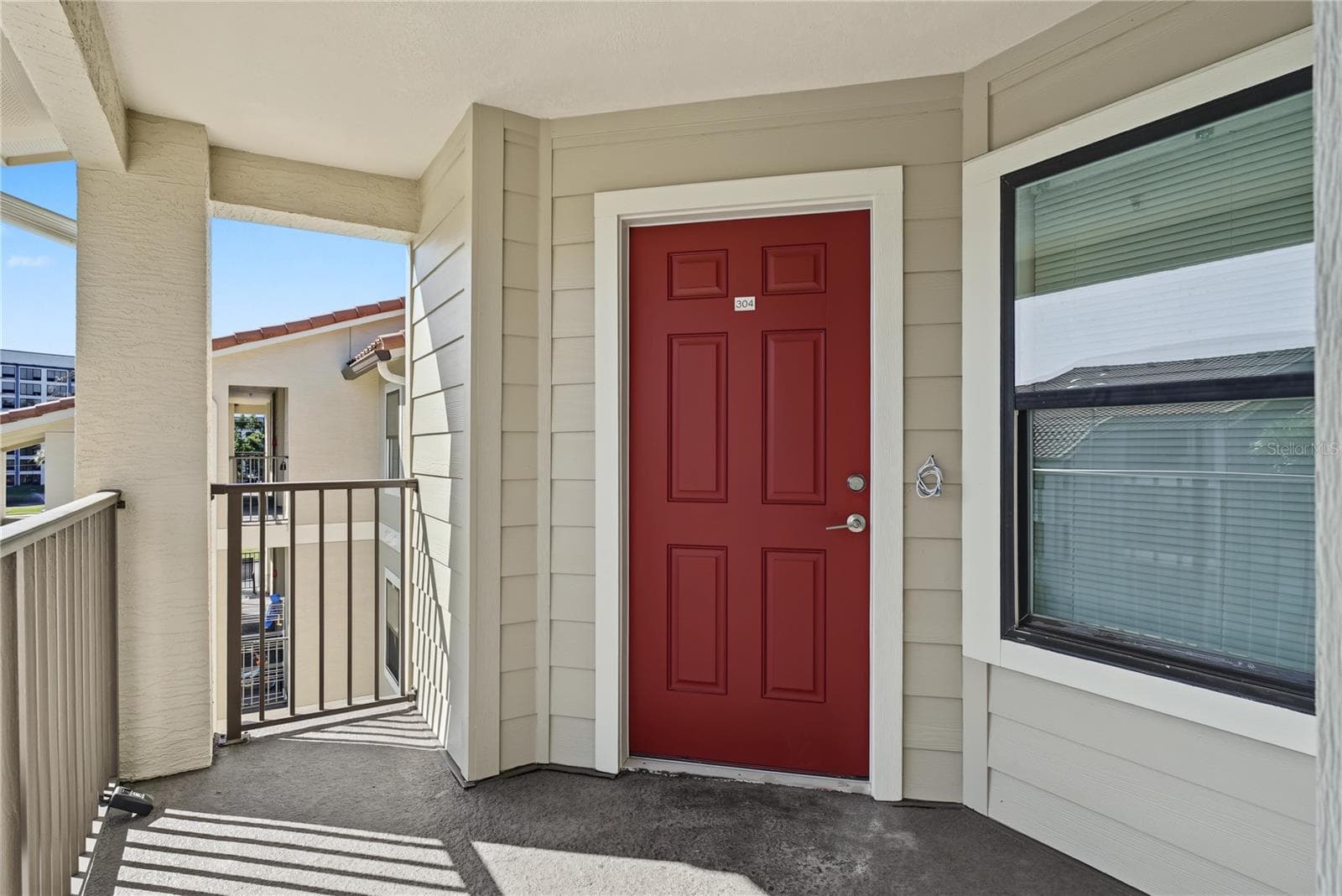3024 PARKWAY BLVD #304