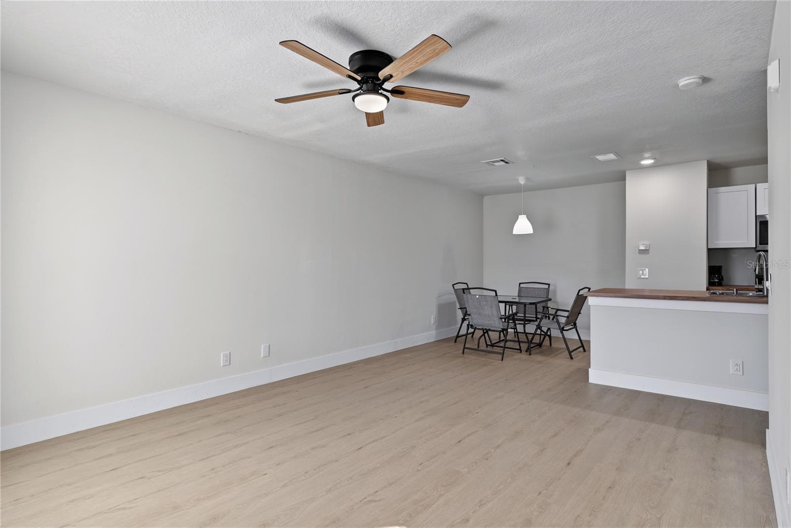 Condominium at 3024 PARKWAY BLVD #304, KISSIMMEE, photo 3 of 27