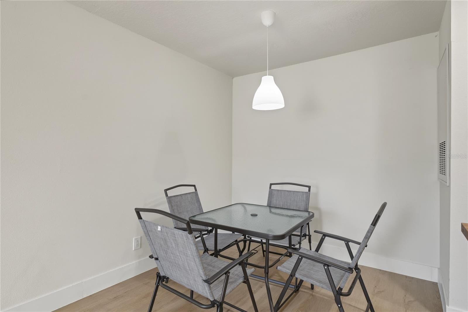 Condominium at 3024 PARKWAY BLVD #304, KISSIMMEE, photo 9 of 27
