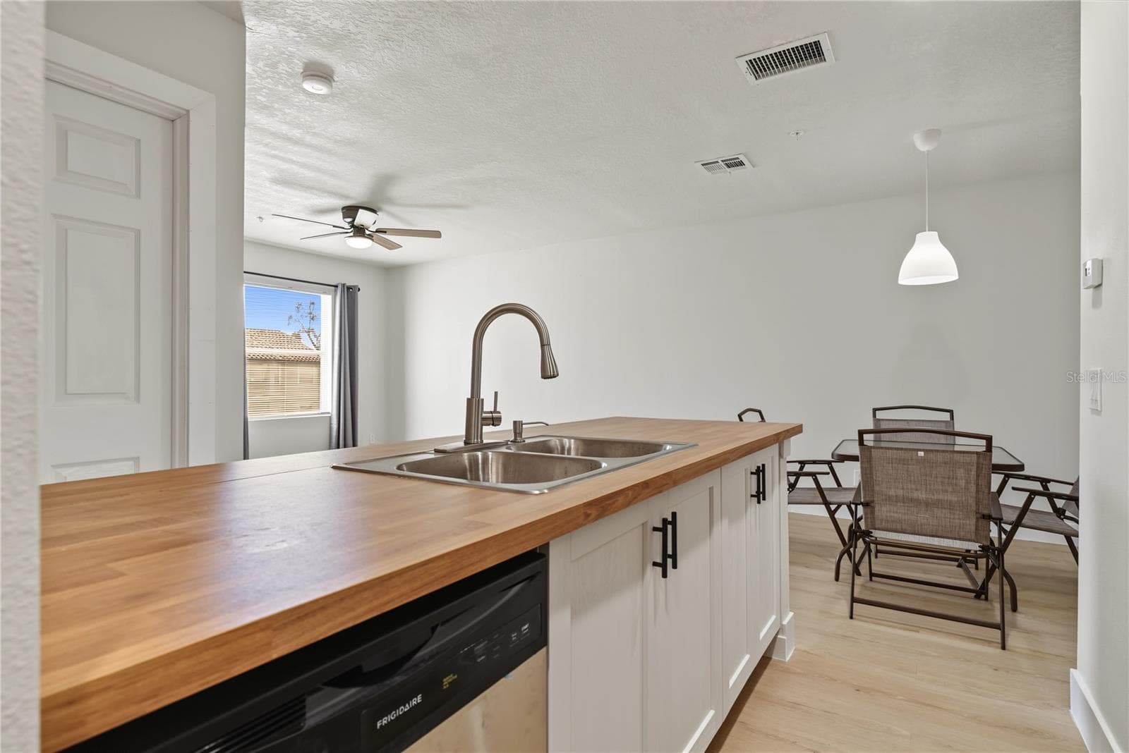 Condominium at 3024 PARKWAY BLVD #304, KISSIMMEE, photo 14 of 27