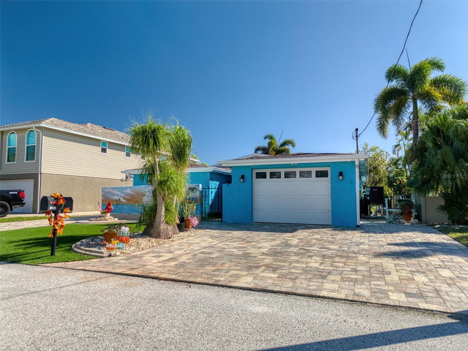 Front - 13734 SAN JUAN AVE, HUDSON