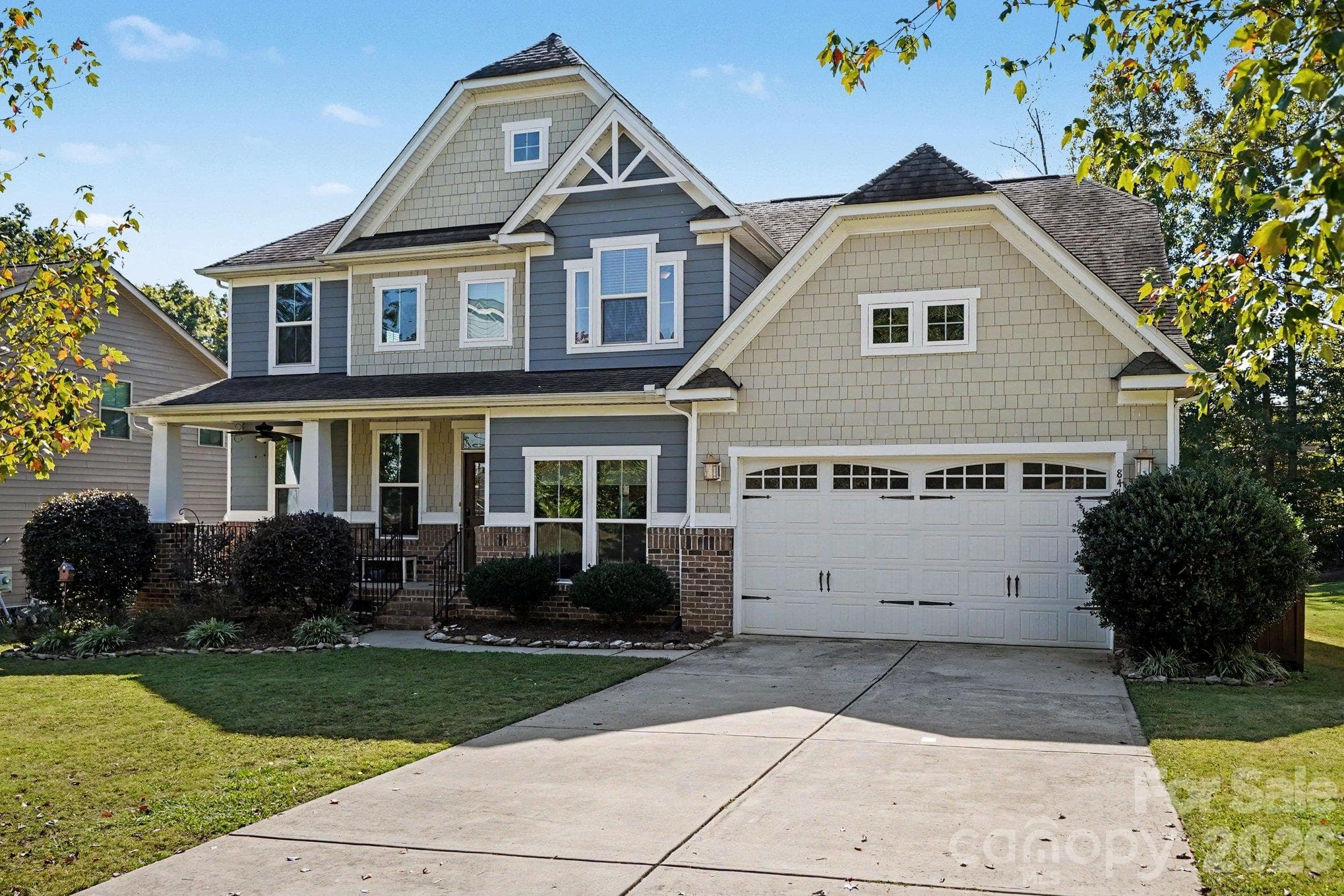 Single Family Residence at 8414 Early Bird Way, Mint Hill, photo 2 of 48