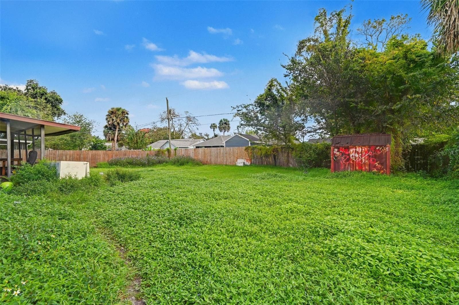 Single Family Residence at 3327 VICTORY PALM DR, EDGEWATER, photo 4 of 10