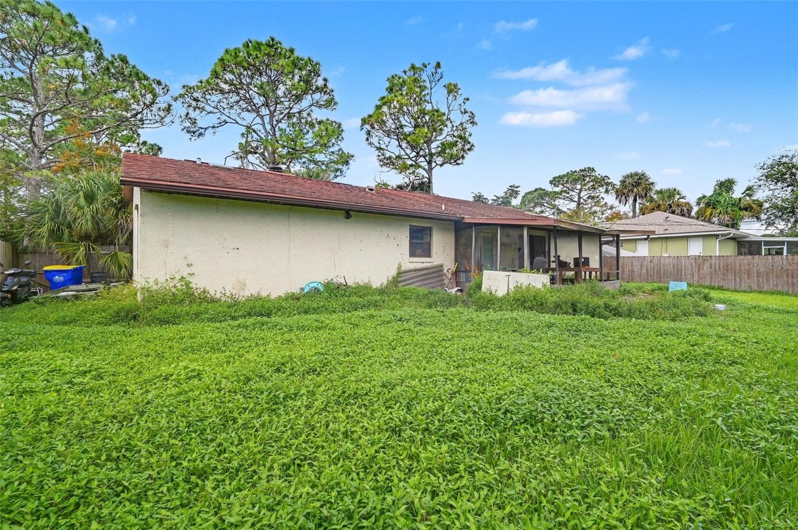 Single Family Residence at 3327 VICTORY PALM DR, EDGEWATER, photo 9 of 10