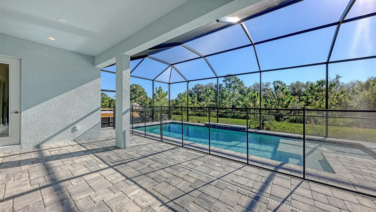 Single Family Residence at 10130 CRYSTAL ISLES CIR, SARASOTA, photo 10 of 48
