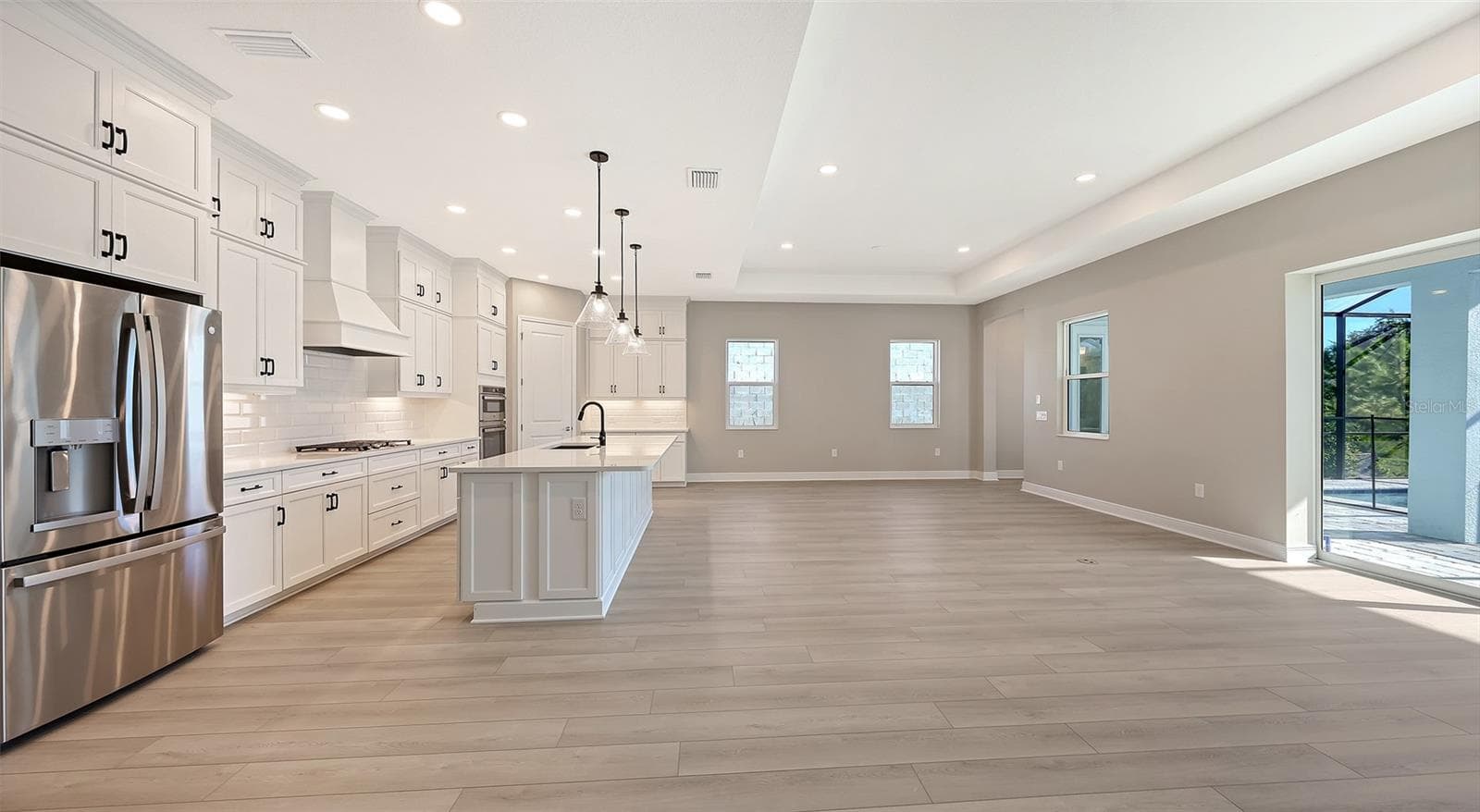 Single Family Residence at 10130 CRYSTAL ISLES CIR, SARASOTA, photo 20 of 48