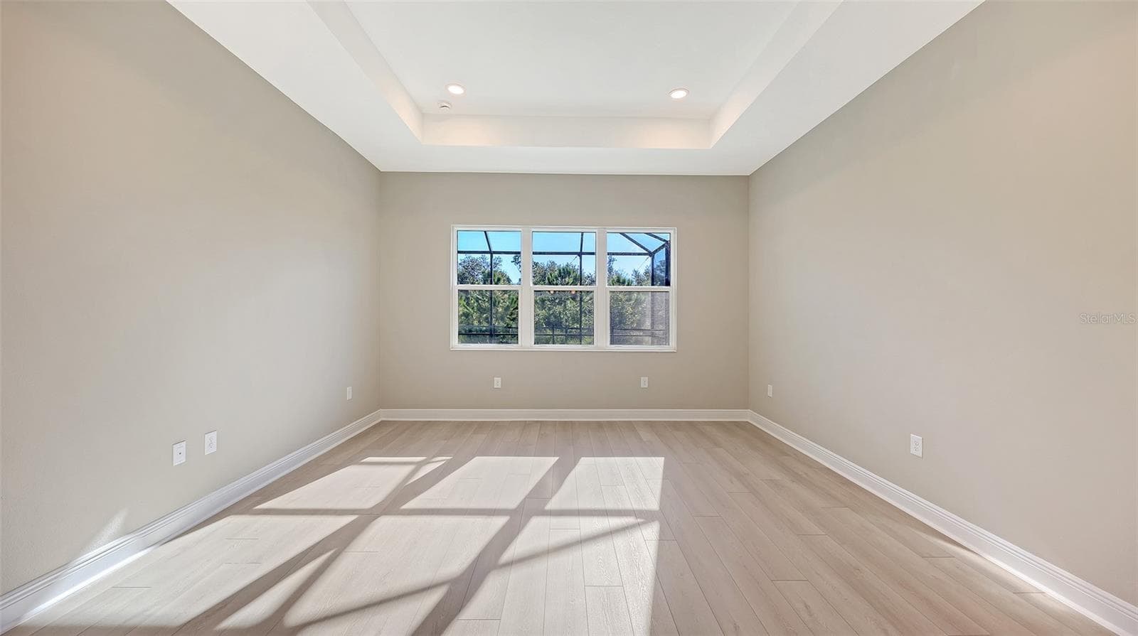 Single Family Residence at 10130 CRYSTAL ISLES CIR, SARASOTA, photo 29 of 48