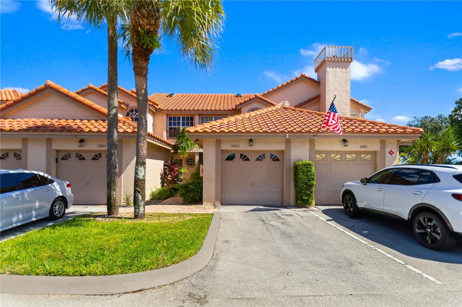 Townhouse at 10803 CYPRESS GLEN DR, CORAL SPRINGS, photo 2 of 60