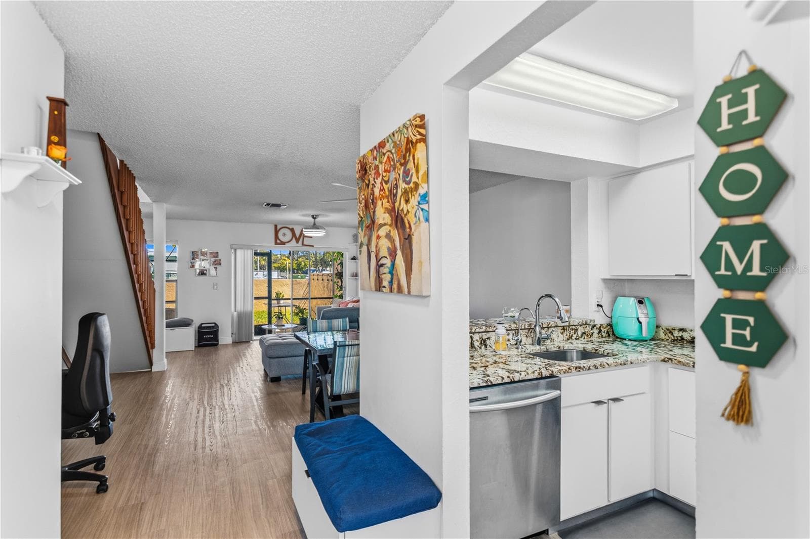 Townhouse at 10803 CYPRESS GLEN DR, CORAL SPRINGS, photo 7 of 60