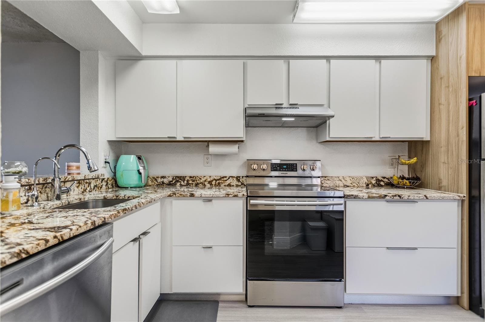 Townhouse at 10803 CYPRESS GLEN DR, CORAL SPRINGS, photo 12 of 60